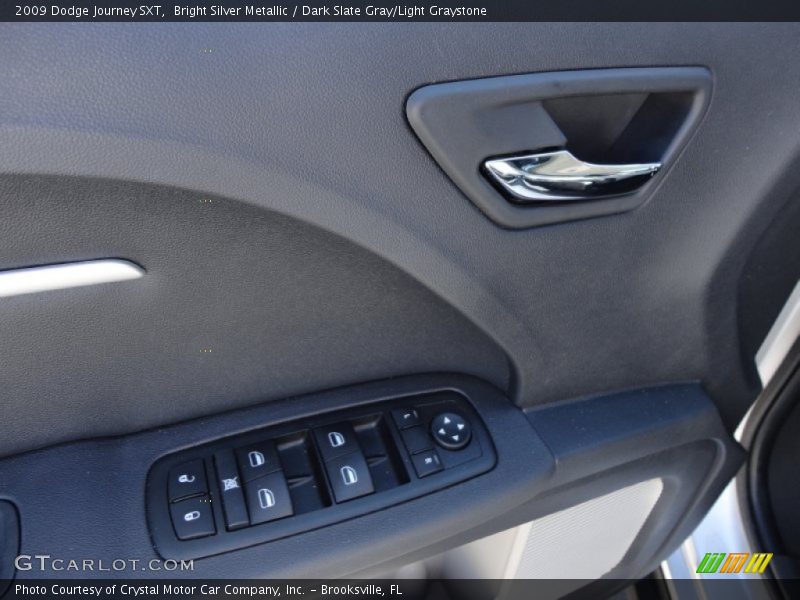 Bright Silver Metallic / Dark Slate Gray/Light Graystone 2009 Dodge Journey SXT
