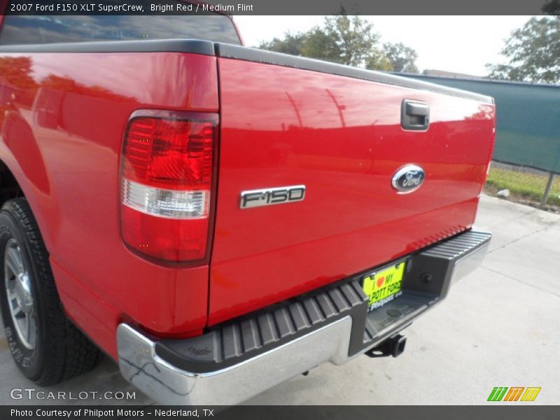 Bright Red / Medium Flint 2007 Ford F150 XLT SuperCrew