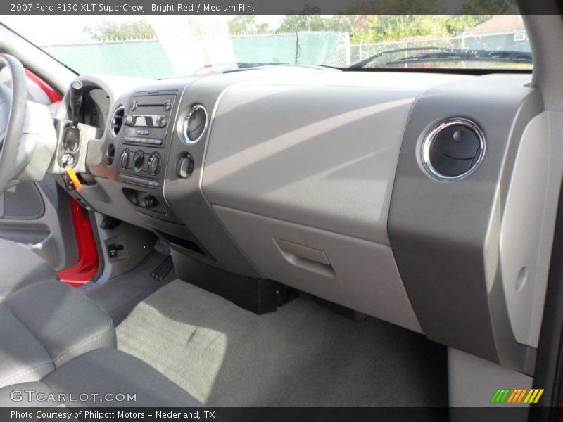 Bright Red / Medium Flint 2007 Ford F150 XLT SuperCrew