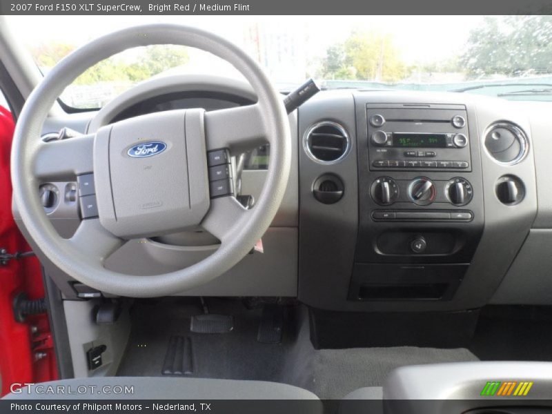 Bright Red / Medium Flint 2007 Ford F150 XLT SuperCrew