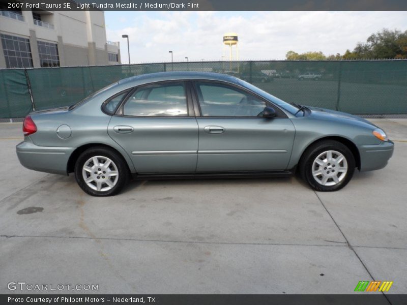 Light Tundra Metallic / Medium/Dark Flint 2007 Ford Taurus SE