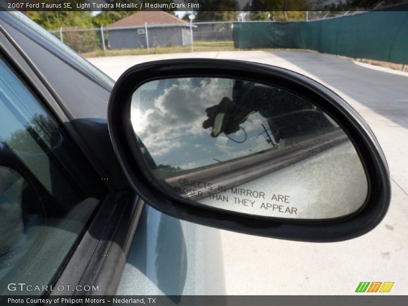 Light Tundra Metallic / Medium/Dark Flint 2007 Ford Taurus SE