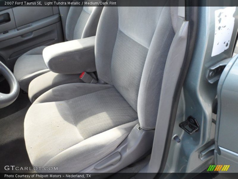 Light Tundra Metallic / Medium/Dark Flint 2007 Ford Taurus SE