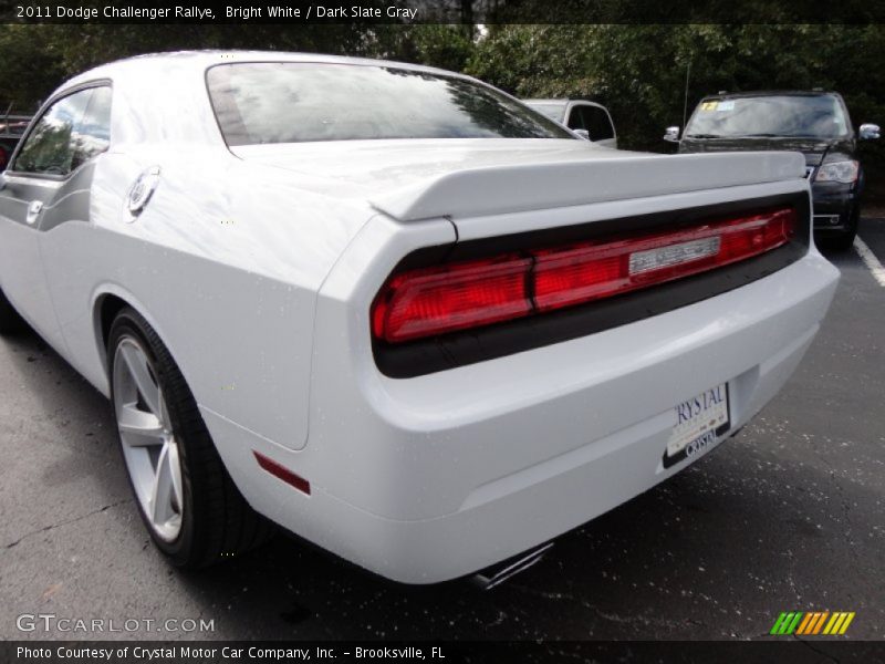 Bright White / Dark Slate Gray 2011 Dodge Challenger Rallye