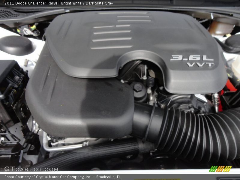 Bright White / Dark Slate Gray 2011 Dodge Challenger Rallye