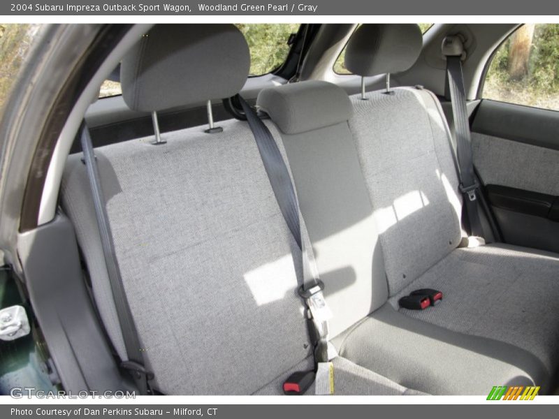 Woodland Green Pearl / Gray 2004 Subaru Impreza Outback Sport Wagon