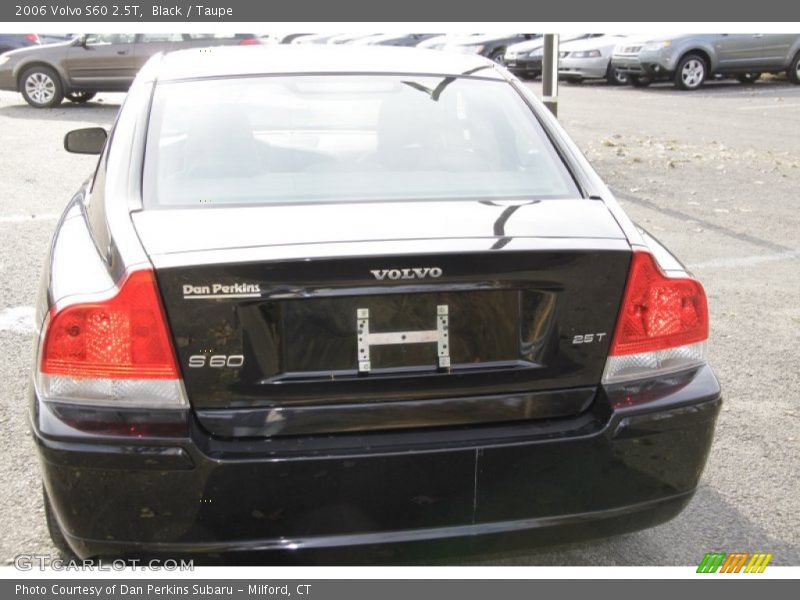Black / Taupe 2006 Volvo S60 2.5T
