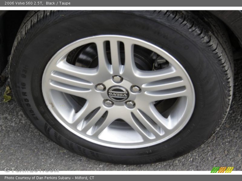 Black / Taupe 2006 Volvo S60 2.5T