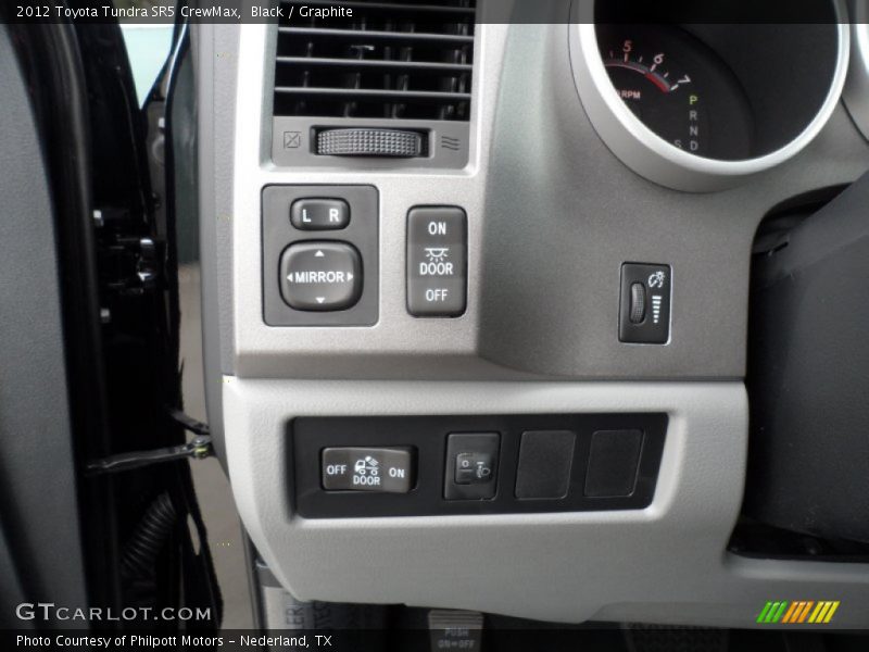 Controls of 2012 Tundra SR5 CrewMax