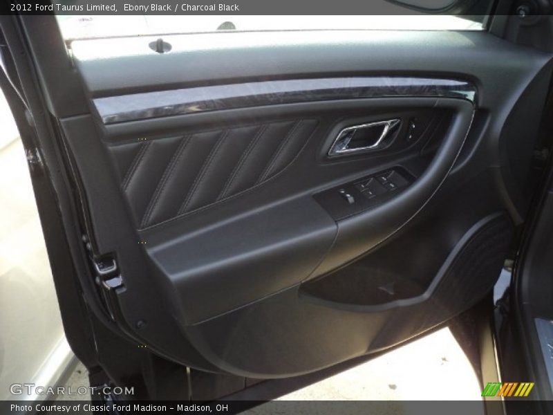 Ebony Black / Charcoal Black 2012 Ford Taurus Limited