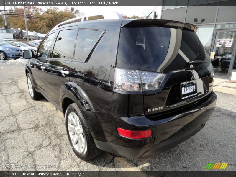 Labrador Black Pearl / Black 2008 Mitsubishi Outlander XLS 4WD