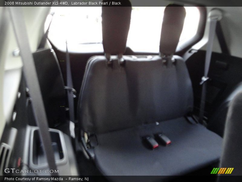 Labrador Black Pearl / Black 2008 Mitsubishi Outlander XLS 4WD