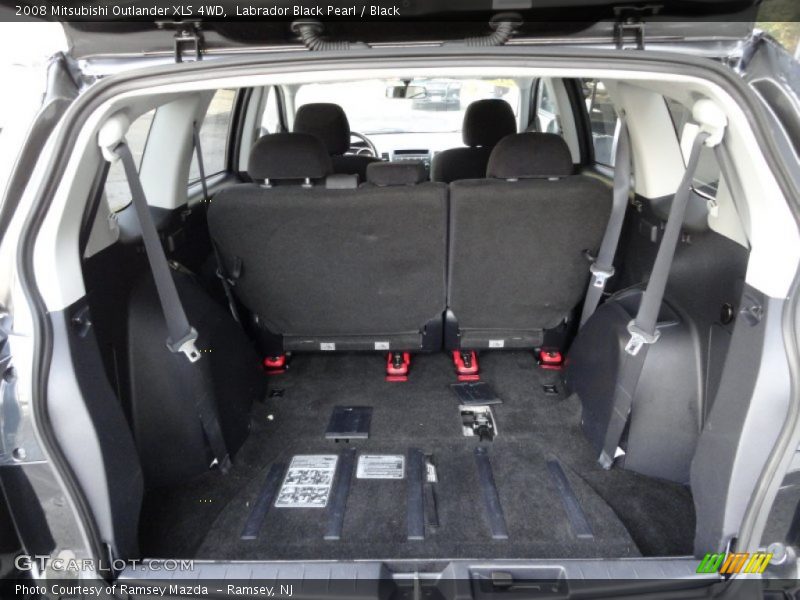  2008 Outlander XLS 4WD Trunk