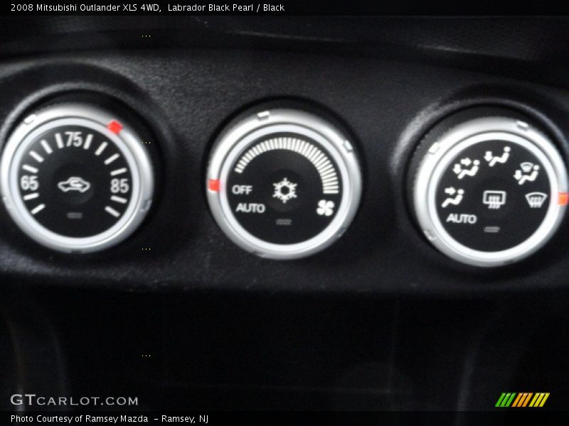 Labrador Black Pearl / Black 2008 Mitsubishi Outlander XLS 4WD