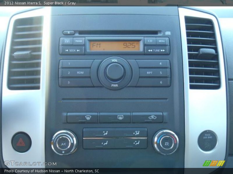 Super Black / Gray 2012 Nissan Xterra S