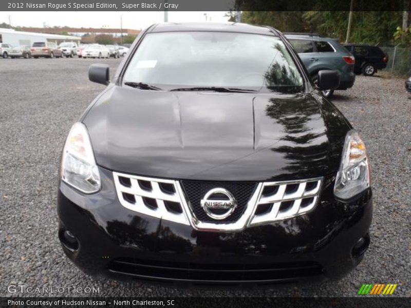 Super Black / Gray 2012 Nissan Rogue S Special Edition