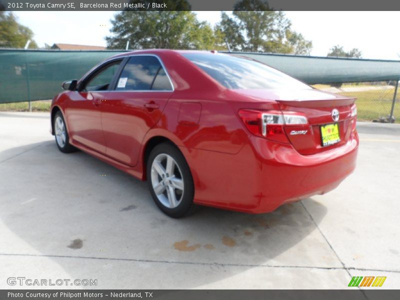 Barcelona Red Metallic / Black 2012 Toyota Camry SE