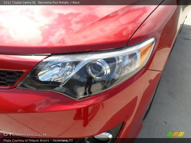 Barcelona Red Metallic / Black 2012 Toyota Camry SE