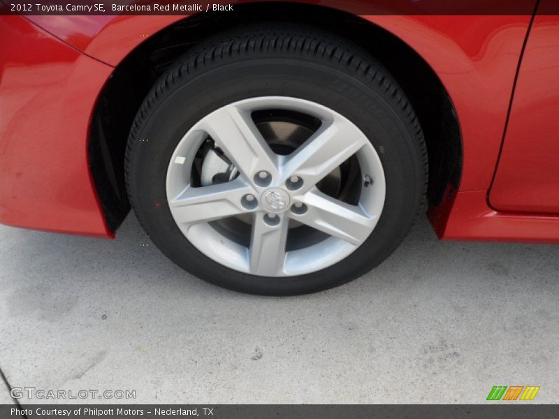 Barcelona Red Metallic / Black 2012 Toyota Camry SE