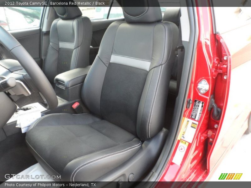 Barcelona Red Metallic / Black 2012 Toyota Camry SE