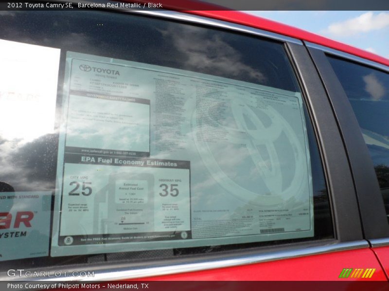 Barcelona Red Metallic / Black 2012 Toyota Camry SE