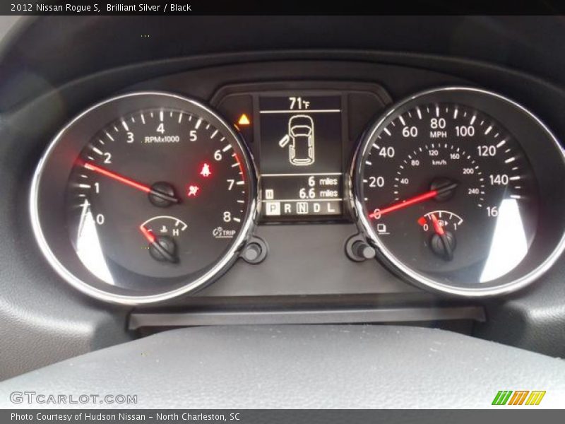 Brilliant Silver / Black 2012 Nissan Rogue S