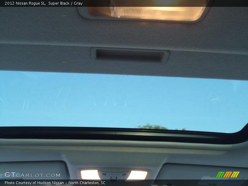 Super Black / Gray 2012 Nissan Rogue SL