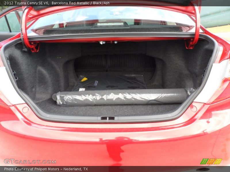  2012 Camry SE V6 Trunk