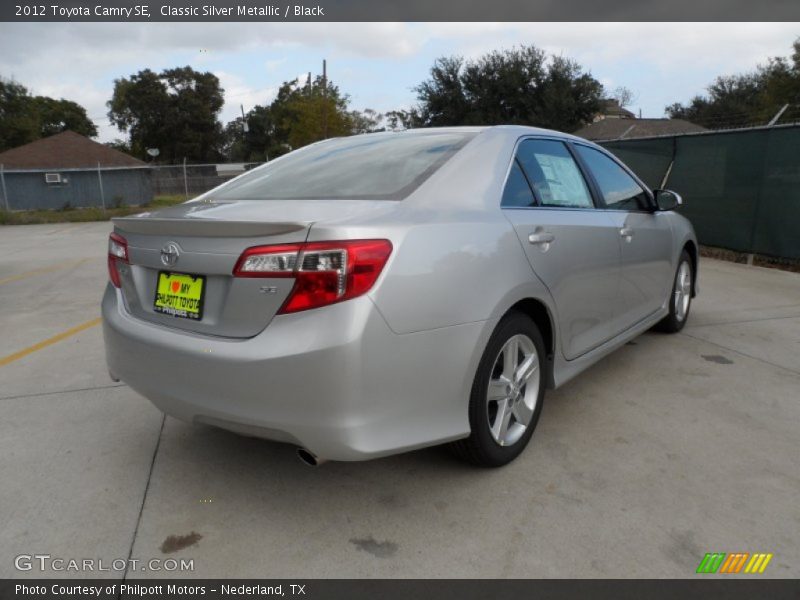 Classic Silver Metallic / Black 2012 Toyota Camry SE