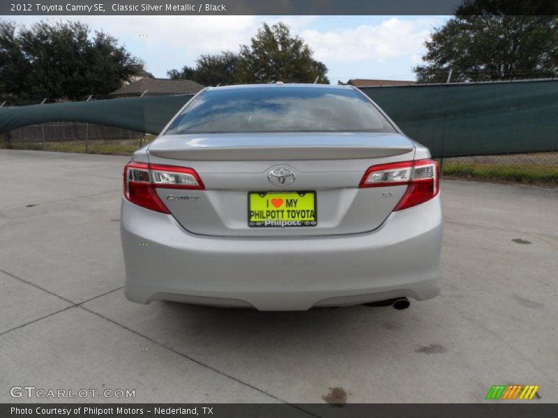 Classic Silver Metallic / Black 2012 Toyota Camry SE