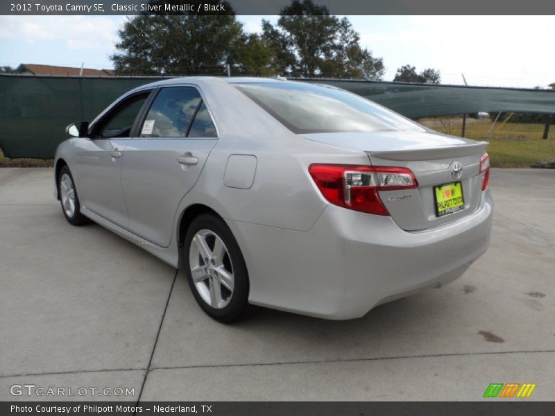 Classic Silver Metallic / Black 2012 Toyota Camry SE