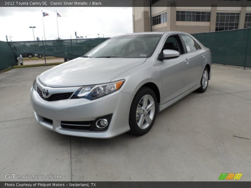 Classic Silver Metallic / Black 2012 Toyota Camry SE