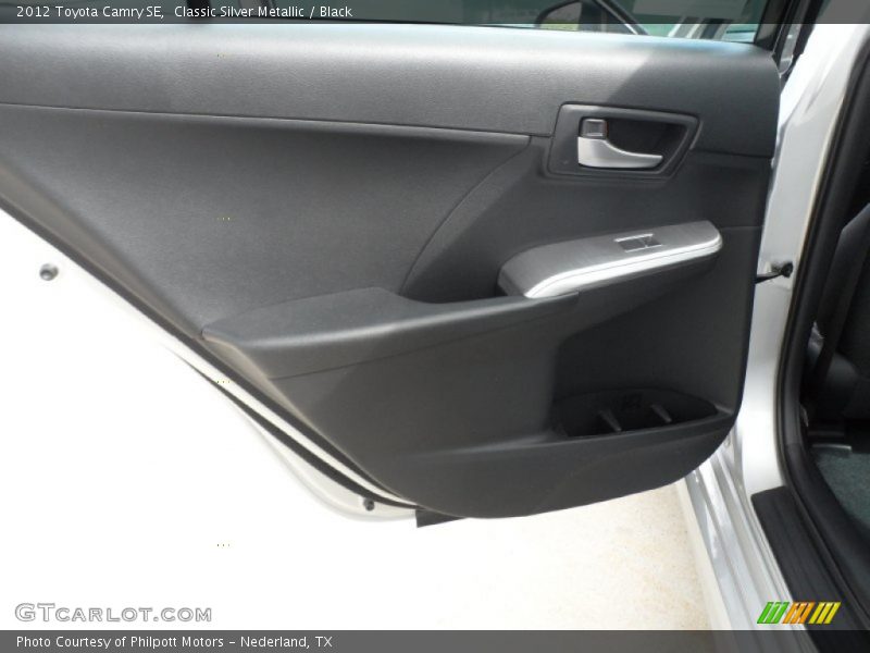 Classic Silver Metallic / Black 2012 Toyota Camry SE