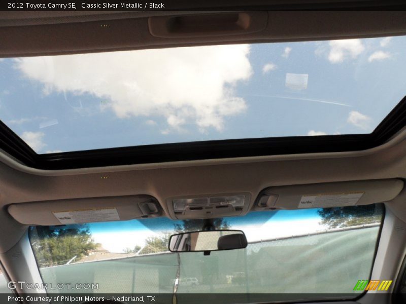 Classic Silver Metallic / Black 2012 Toyota Camry SE