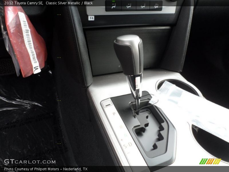 Classic Silver Metallic / Black 2012 Toyota Camry SE
