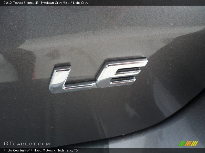 Predawn Gray Mica / Light Gray 2012 Toyota Sienna LE