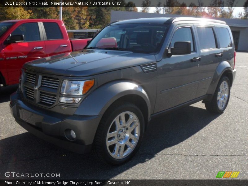 Mineral Gray Metallic / Dark Slate Gray 2011 Dodge Nitro Heat