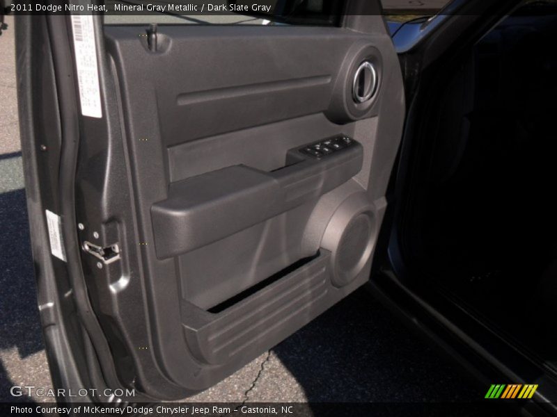Mineral Gray Metallic / Dark Slate Gray 2011 Dodge Nitro Heat
