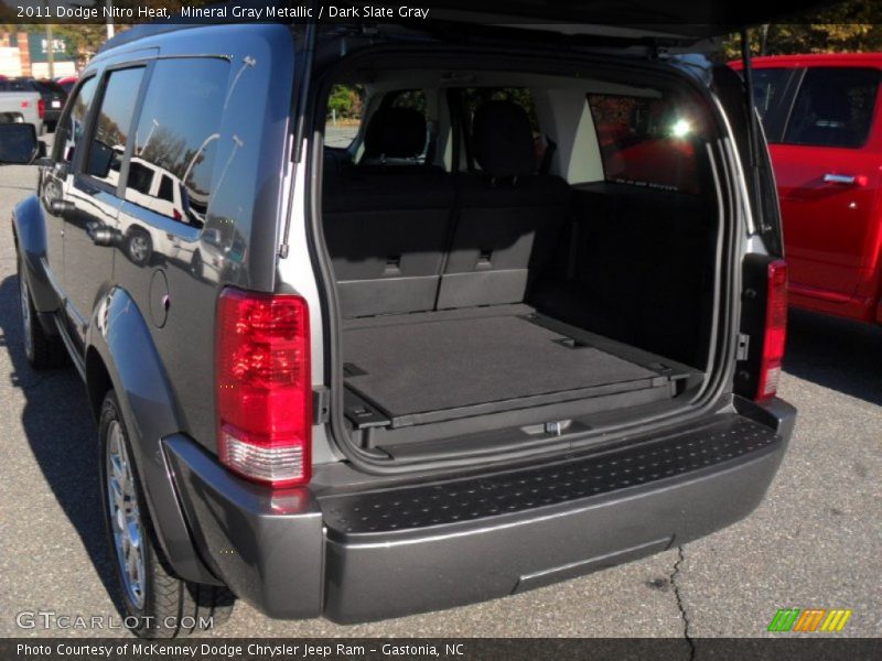 Mineral Gray Metallic / Dark Slate Gray 2011 Dodge Nitro Heat
