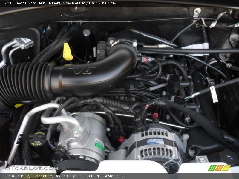 Mineral Gray Metallic / Dark Slate Gray 2011 Dodge Nitro Heat