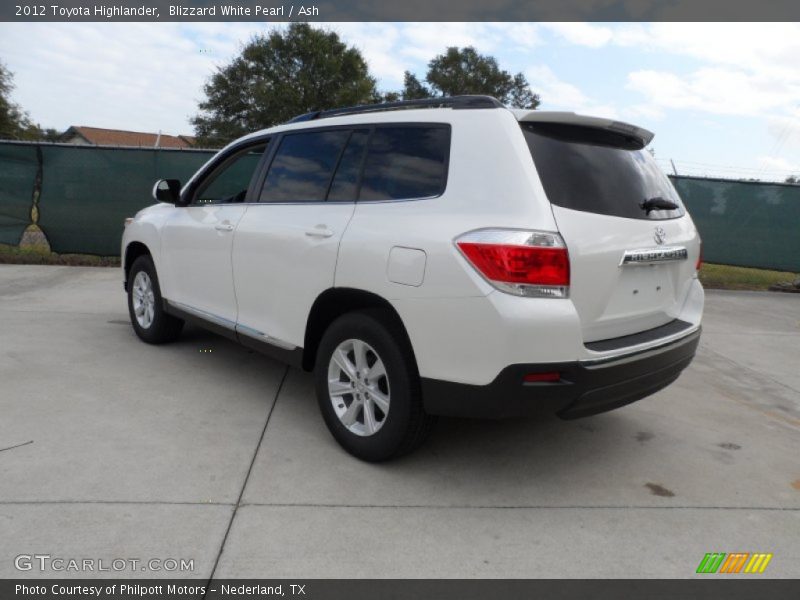 Blizzard White Pearl / Ash 2012 Toyota Highlander