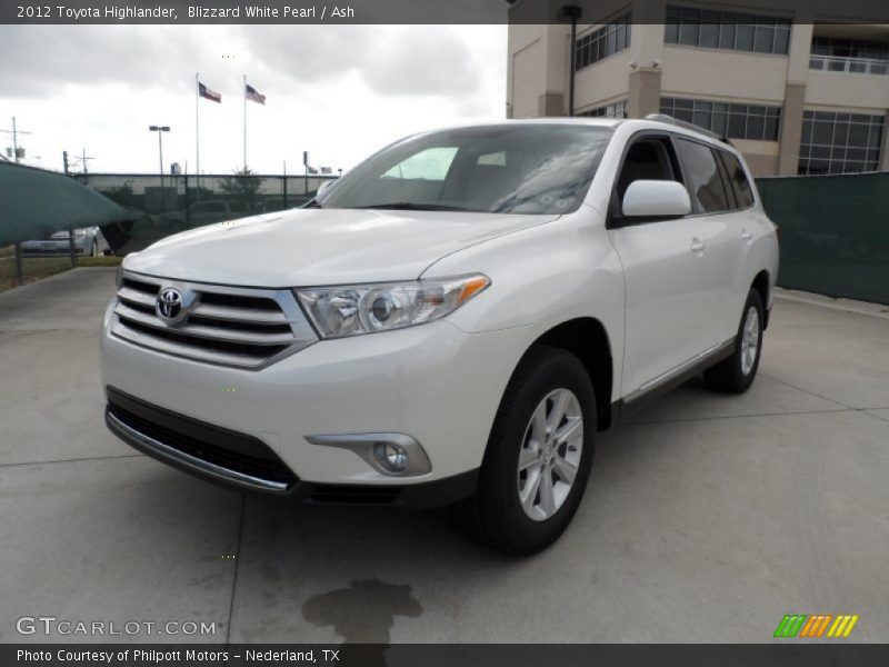 Blizzard White Pearl / Ash 2012 Toyota Highlander