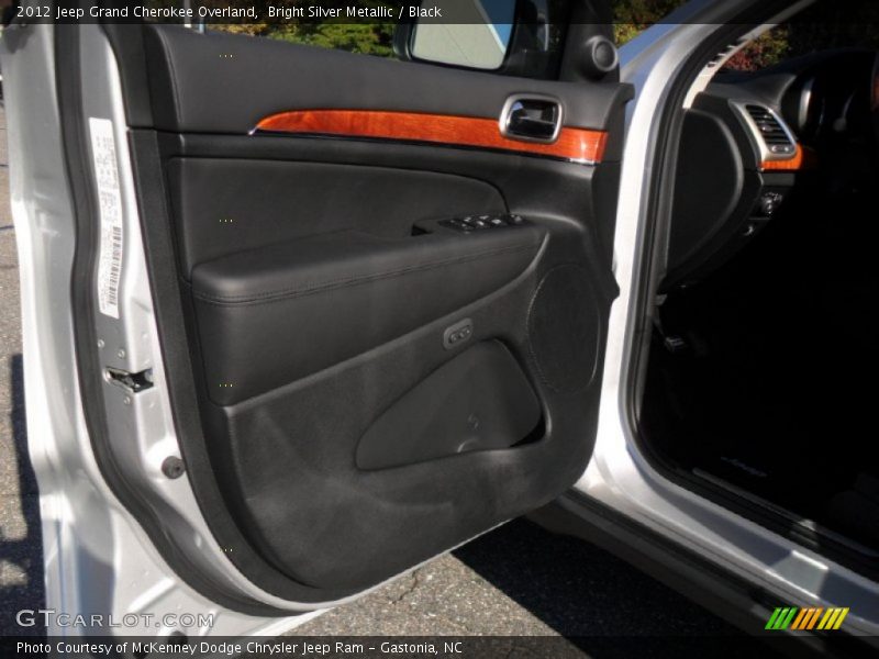 Bright Silver Metallic / Black 2012 Jeep Grand Cherokee Overland