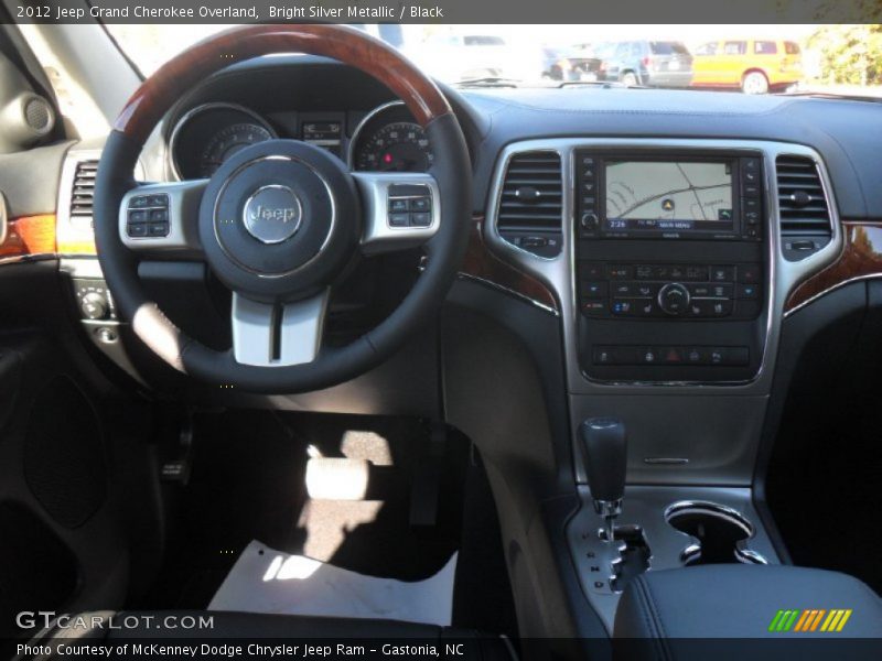 Dashboard of 2012 Grand Cherokee Overland