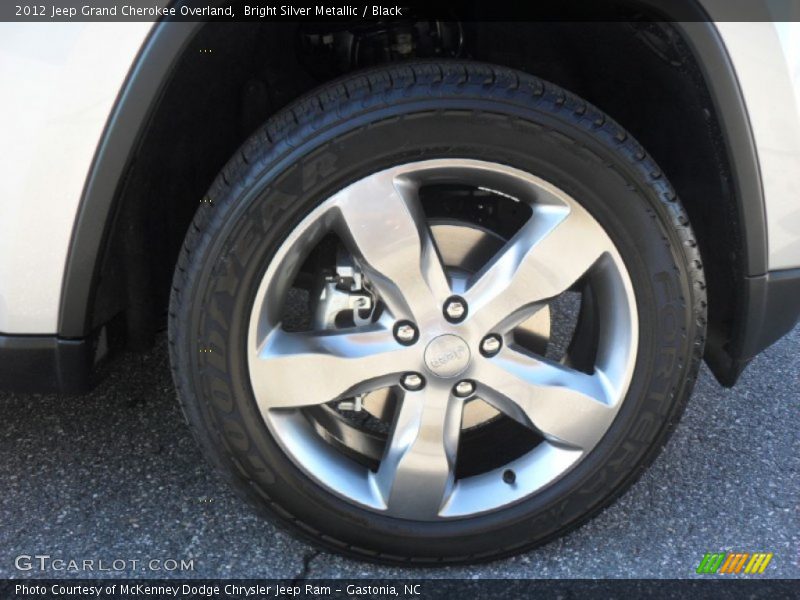  2012 Grand Cherokee Overland Wheel