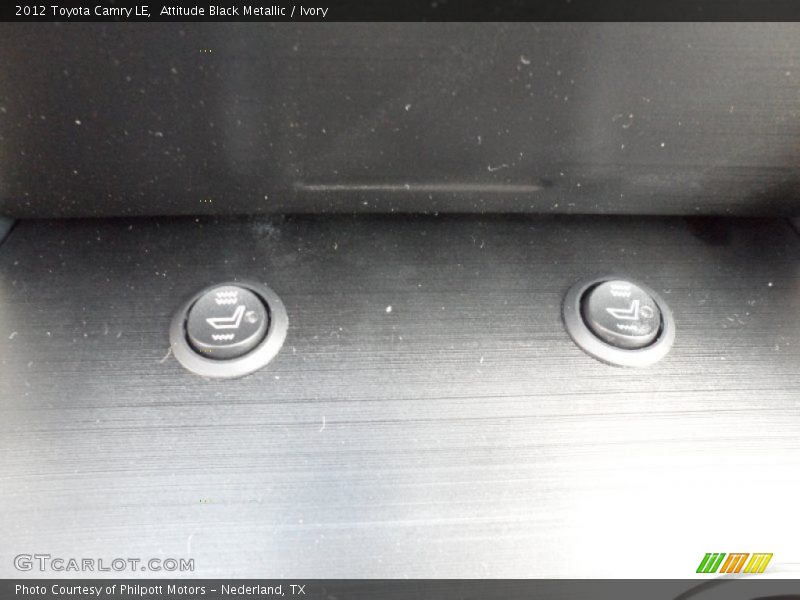 Attitude Black Metallic / Ivory 2012 Toyota Camry LE