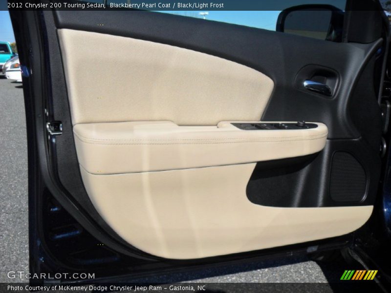 Blackberry Pearl Coat / Black/Light Frost 2012 Chrysler 200 Touring Sedan