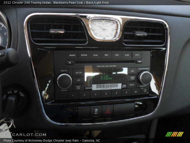 Blackberry Pearl Coat / Black/Light Frost 2012 Chrysler 200 Touring Sedan