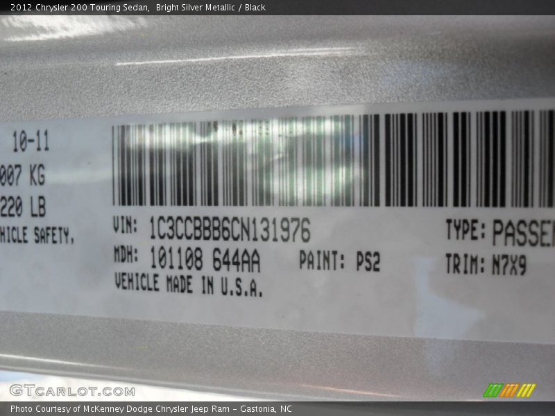 Bright Silver Metallic / Black 2012 Chrysler 200 Touring Sedan