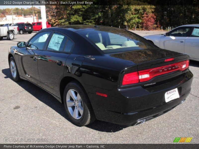 Pitch Black / Black/Light Frost Beige 2012 Dodge Charger SE